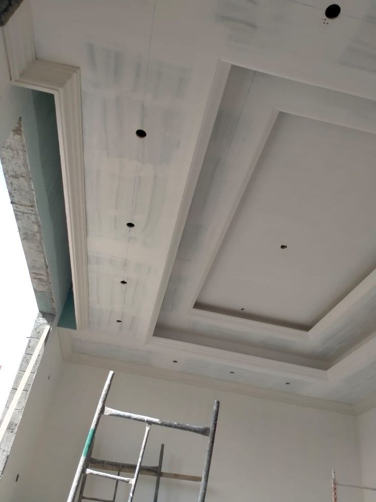 أسقف جبس بورد مزخرفة: تشمل تفاصيل دقيقة وزخارف تضيف لمسة فنية للمكان.