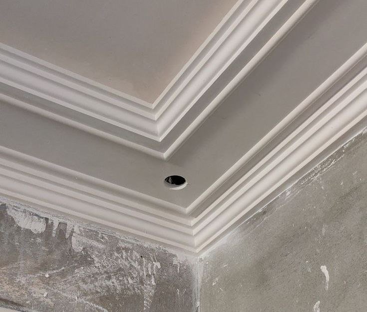 أسقف جبس بورد مع خطوط ناعمة: تساهم في خلق إحساس بالهدوء والاسترخاء.