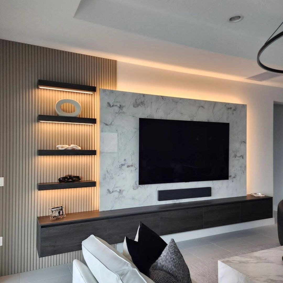 تصميم خلفية شاشة تلفزيون خشبية عصرية تواكب أحدث صيحات الديكور.